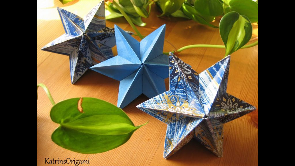 Estrella navideña decorada origami