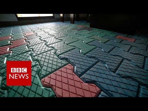 Casas hechas de plástico – BBC News